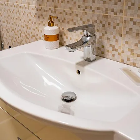 Lujerului Apartment *