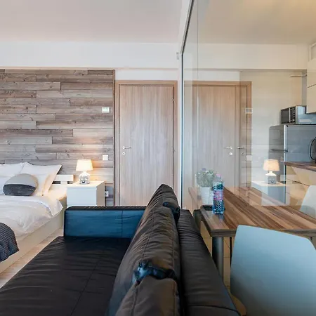 Lujerului * Bükreş